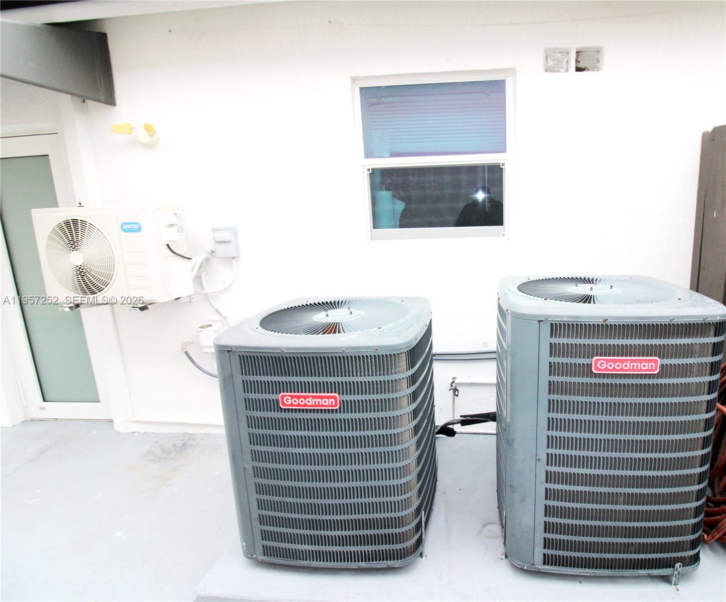 POINCIANA AT SUNSET LAKES - Residential