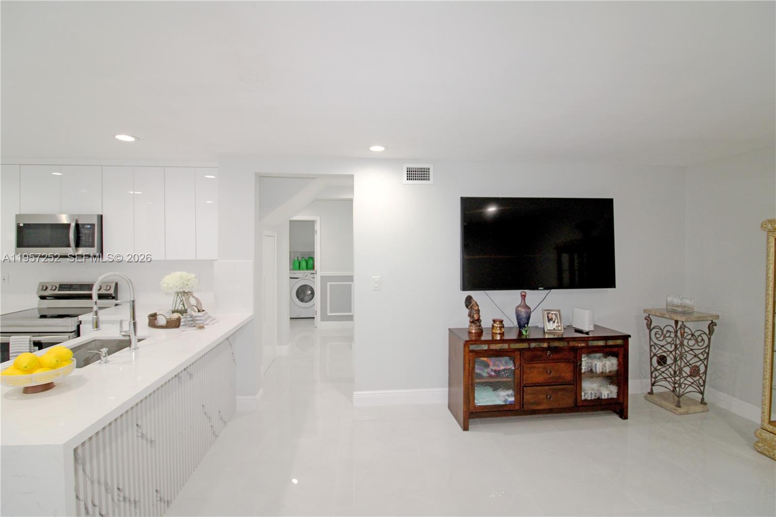 POINCIANA AT SUNSET LAKES - Residential