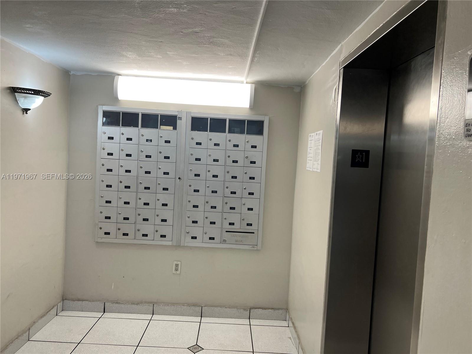 FAIRVIEW HOUSE CONDO - Residential