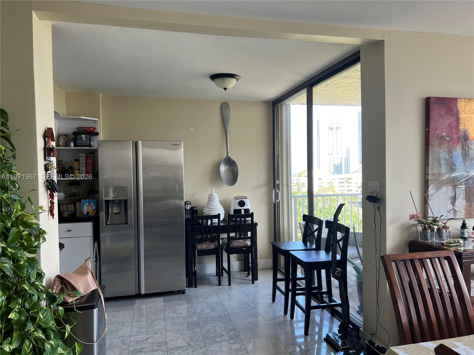 FAIRVIEW HOUSE CONDO - Residential