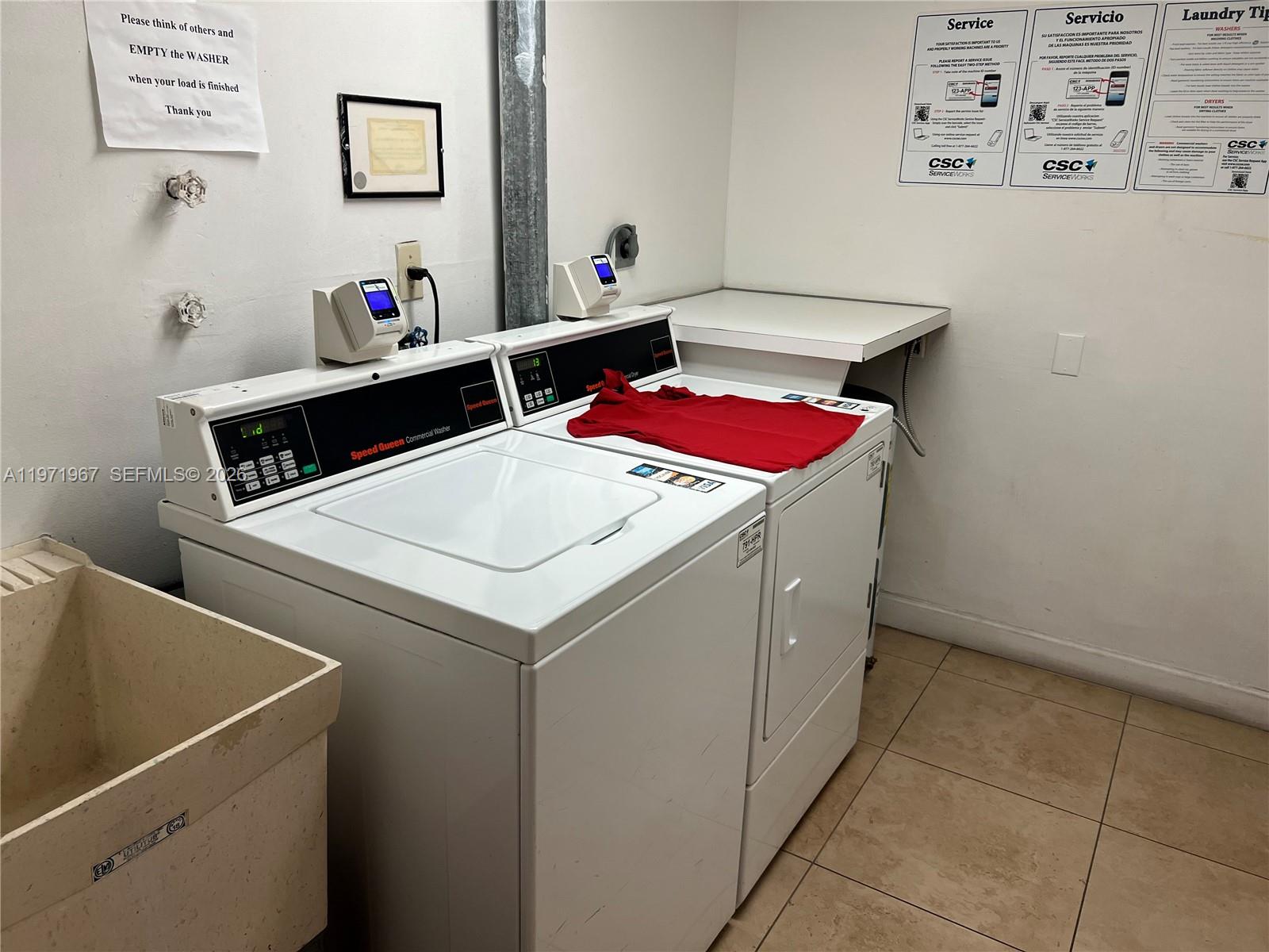 FAIRVIEW HOUSE CONDO - Residential