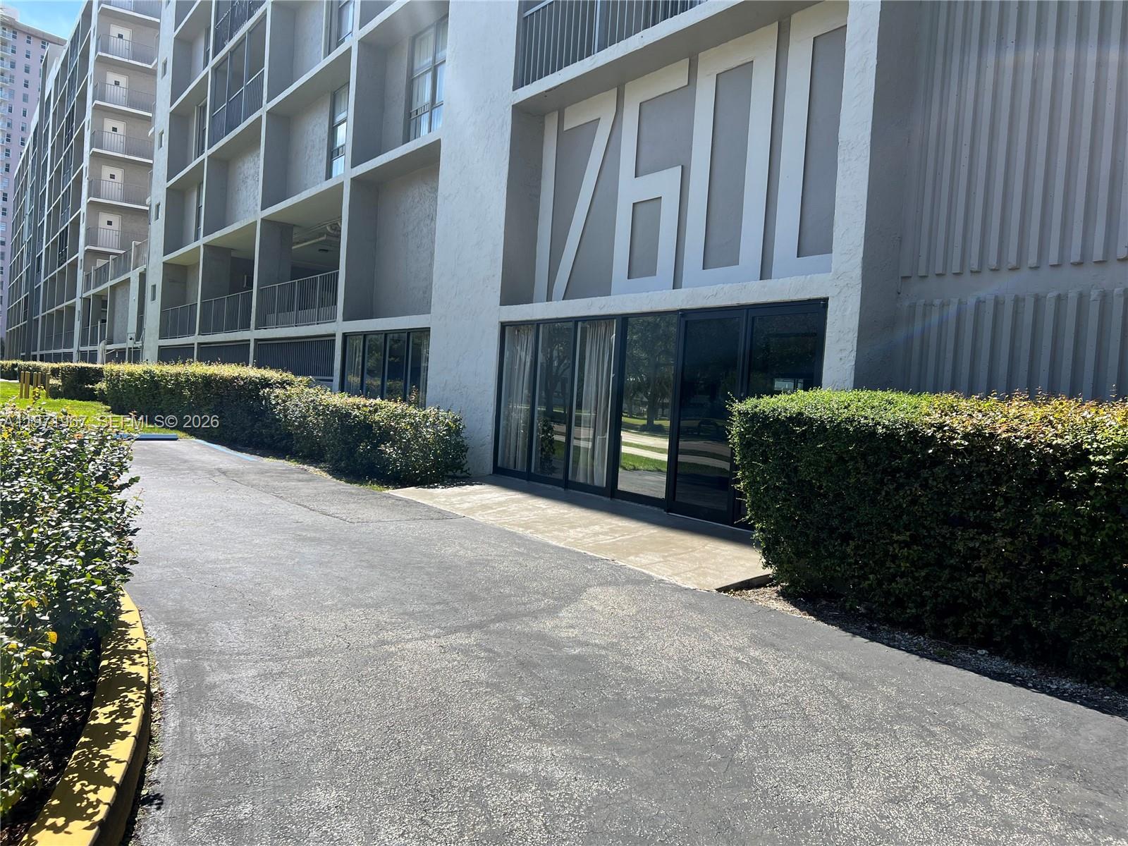 FAIRVIEW HOUSE CONDO - Residential