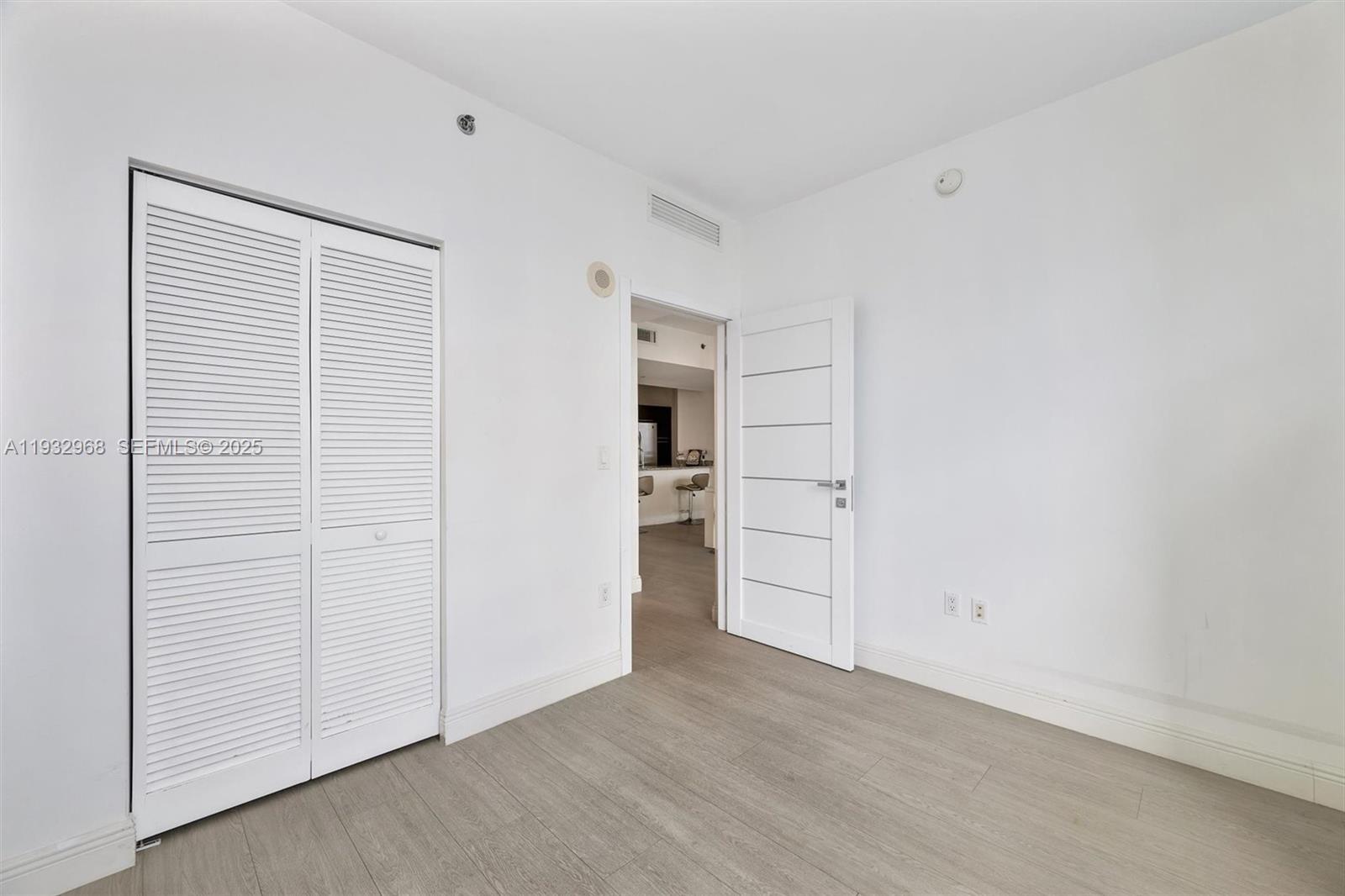 THE PLAZA 901 BRICKELL CO - Residential