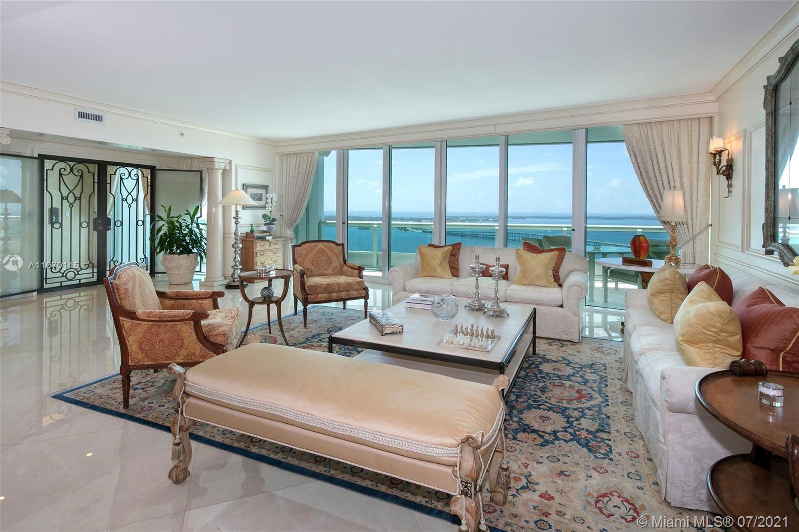 SANTA MARIA CONDO - Residential