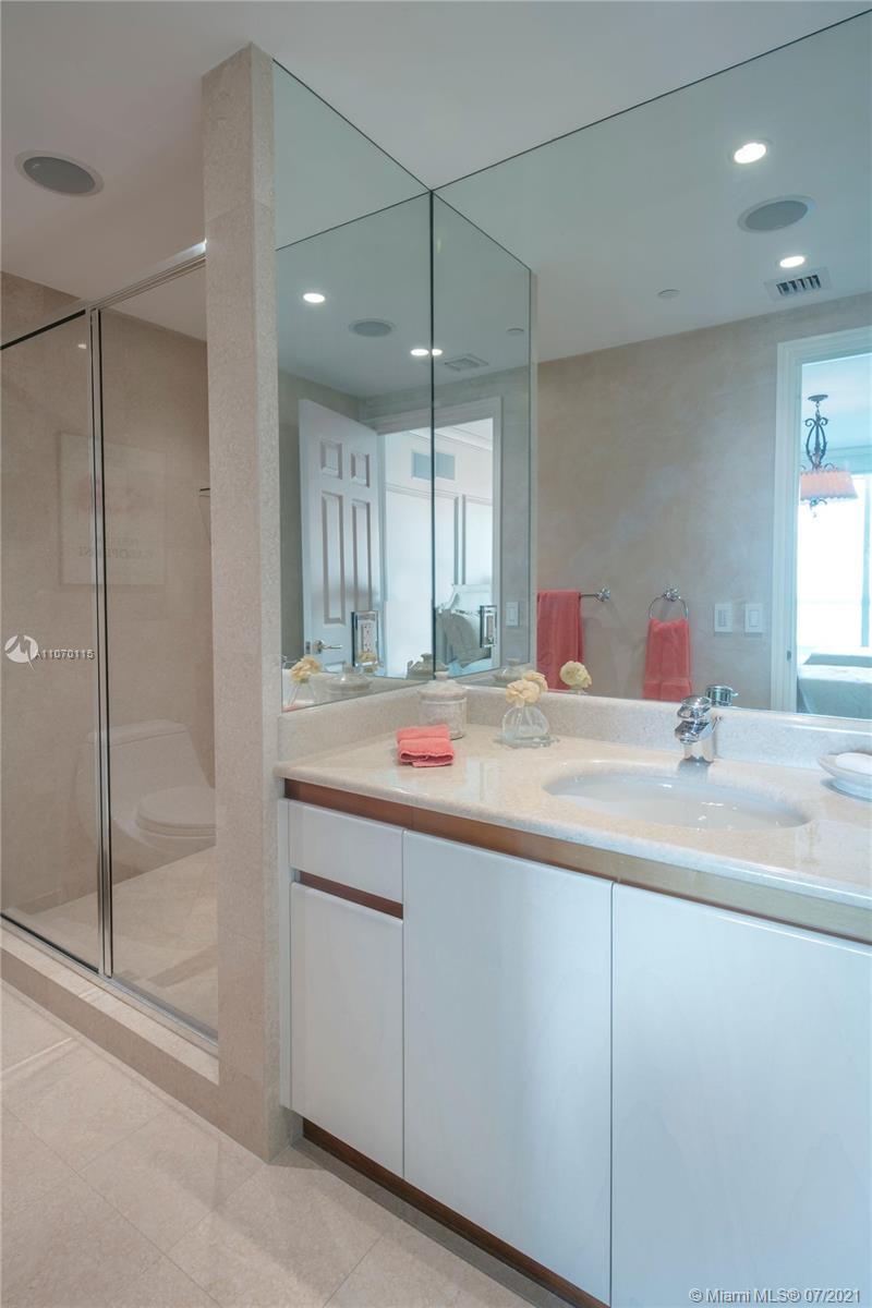 SANTA MARIA CONDO - Residential