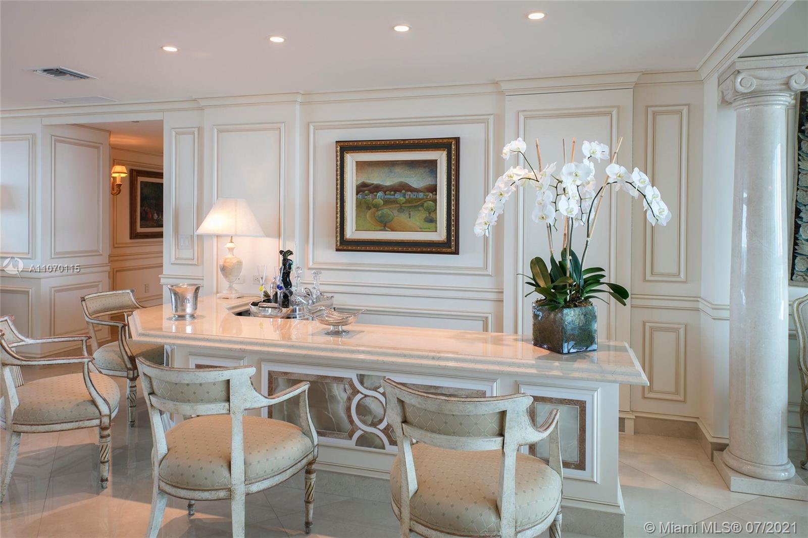 SANTA MARIA CONDO - Residential