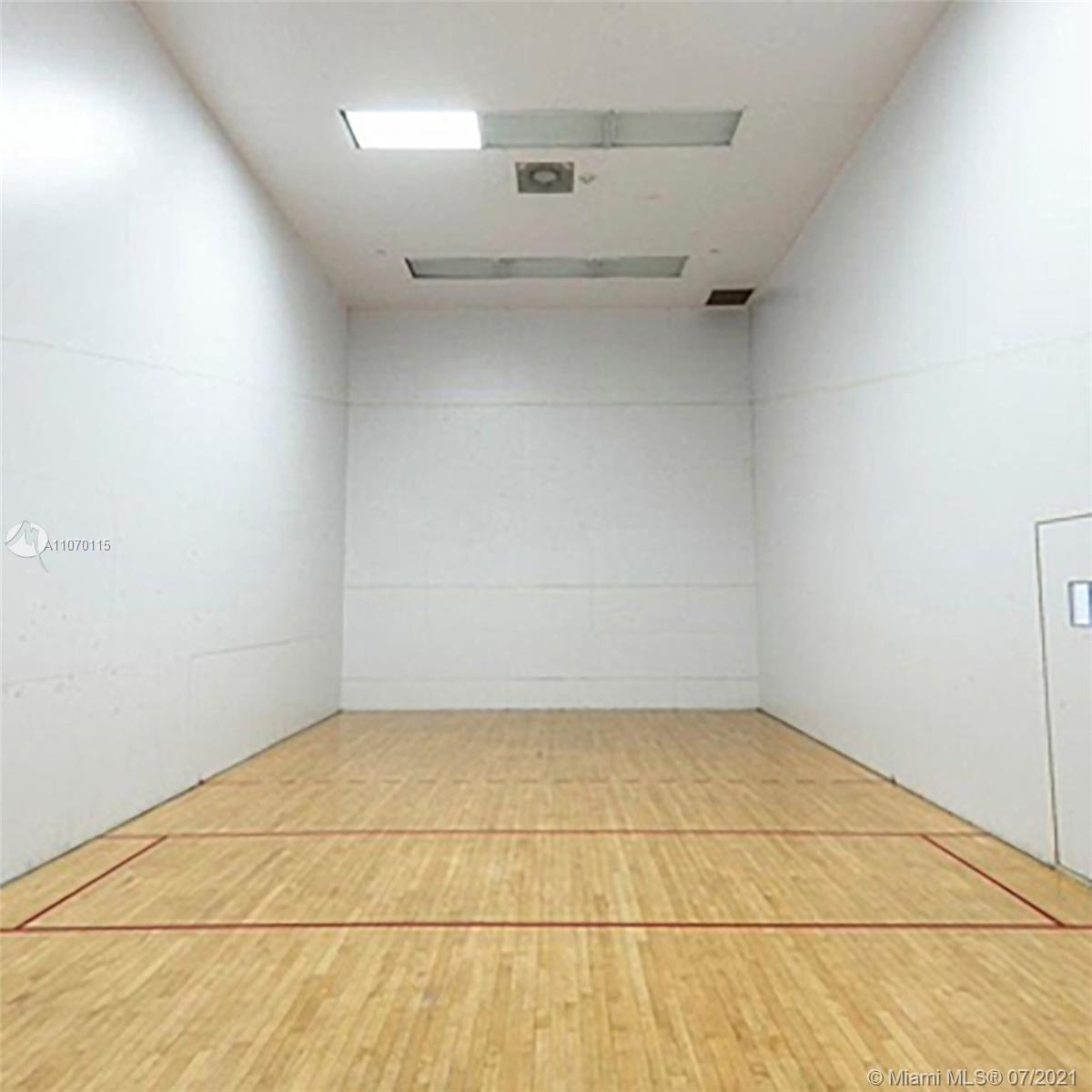 SANTA MARIA CONDO - Residential