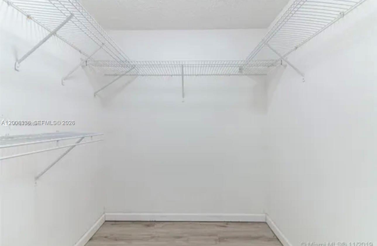 BUILDING THREE OF RACQUET - Residential