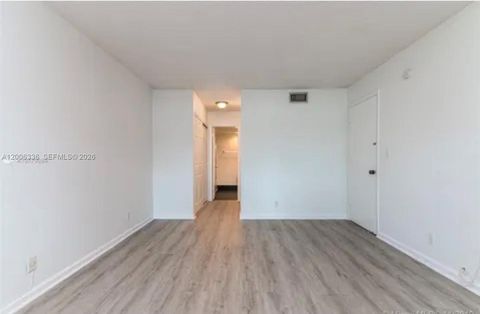 Tiny photo for 100 Lakeview Dr #112, Weston, FL 33326 (MLS # A12006336)