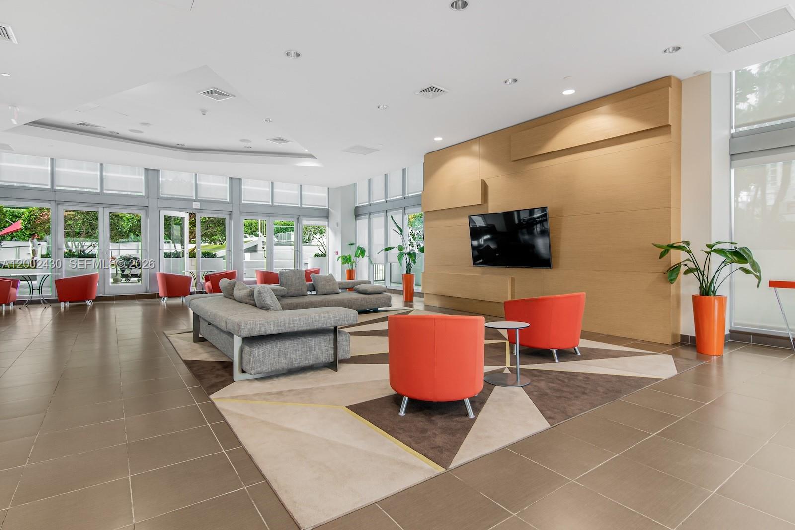 THE AXIS ON BRICKELL COND - Residential