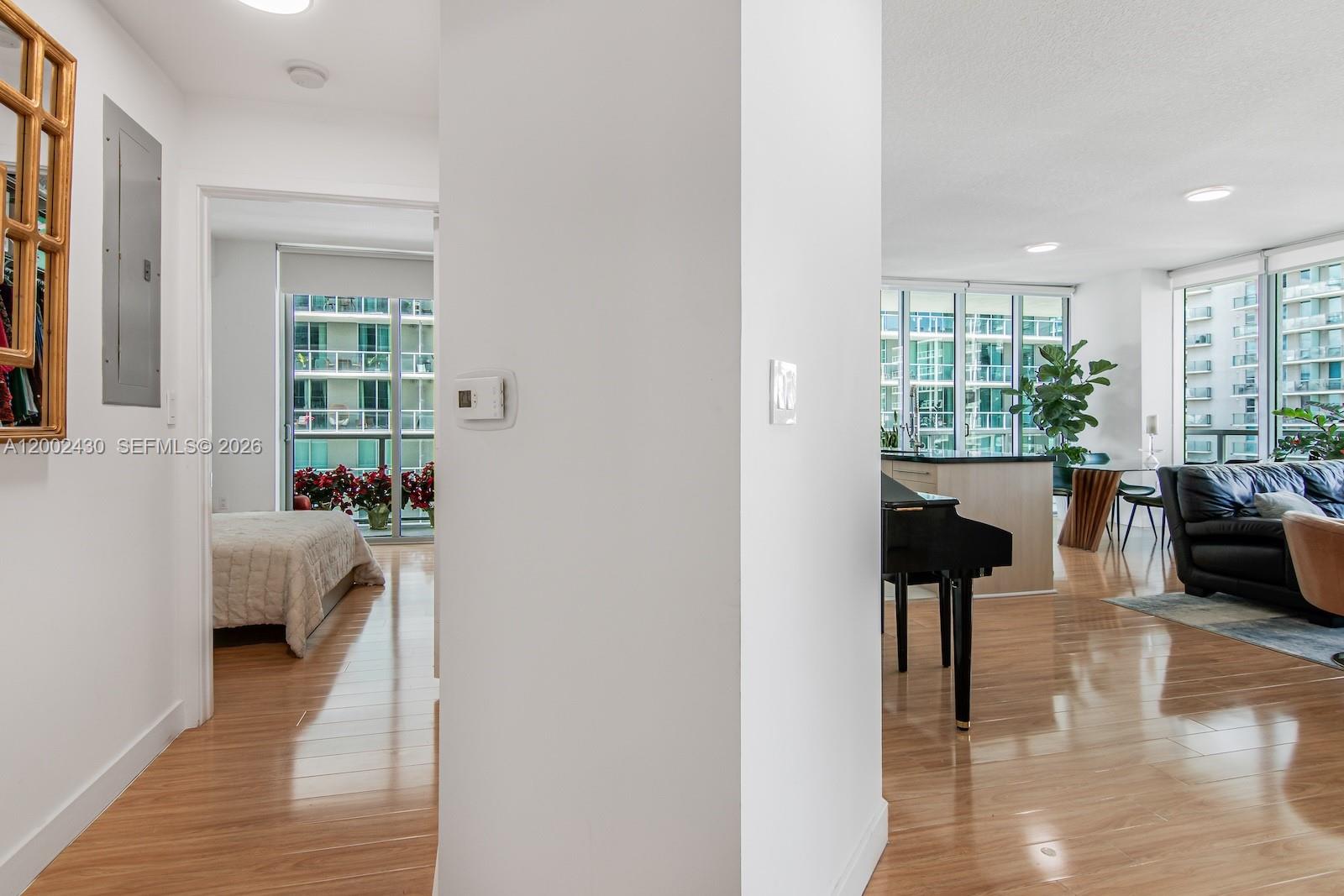 THE AXIS ON BRICKELL COND - Residential