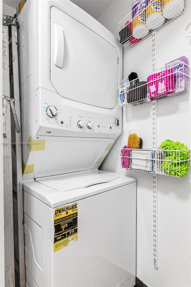 THE AXIS ON BRICKELL COND - Residential