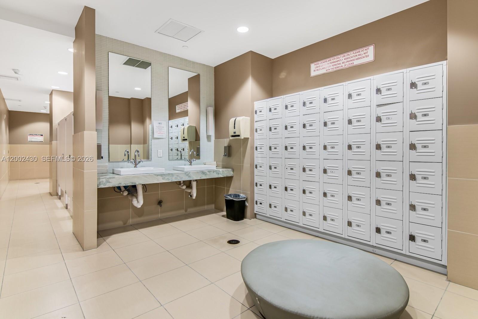 THE AXIS ON BRICKELL COND - Residential