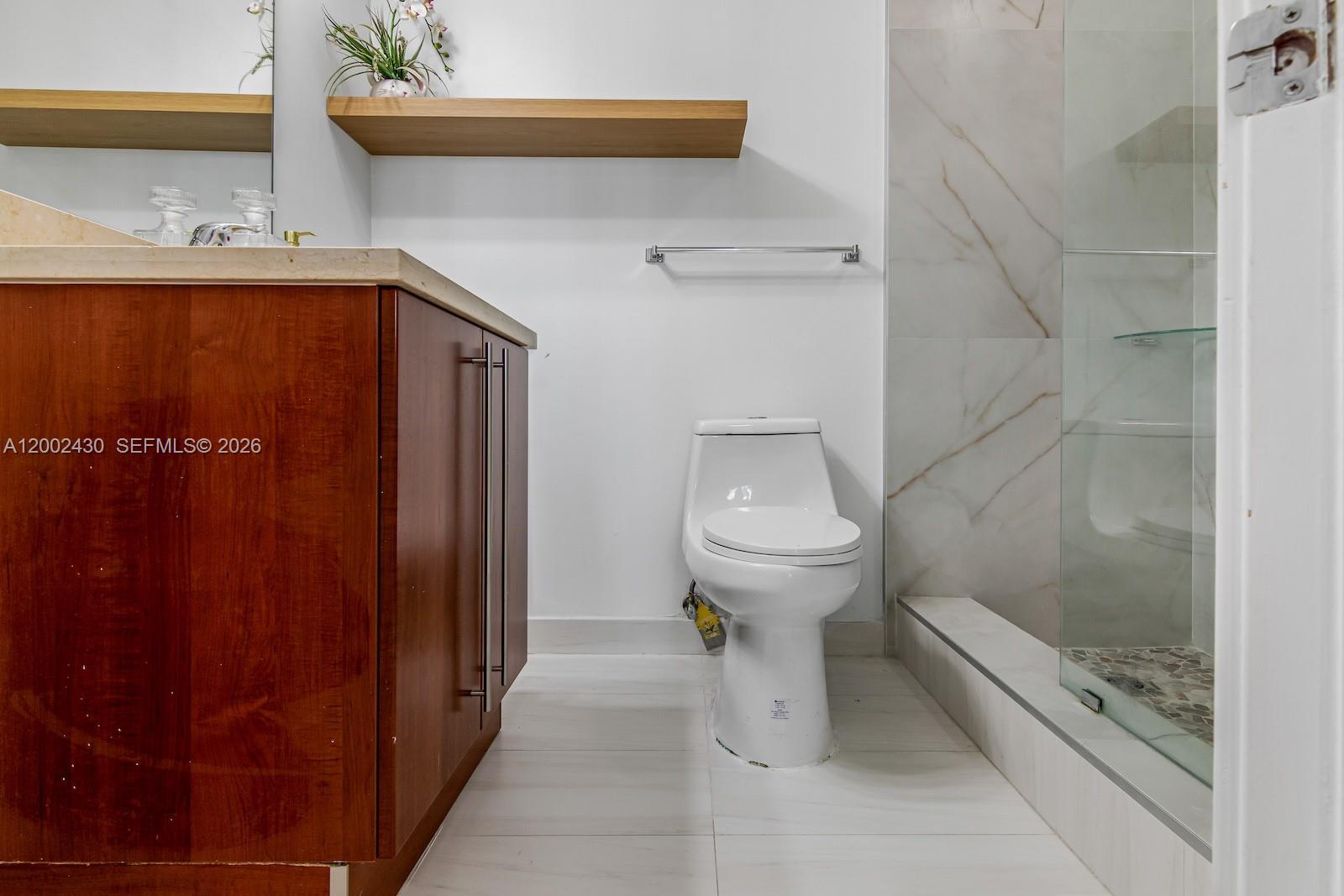 THE AXIS ON BRICKELL COND - Residential