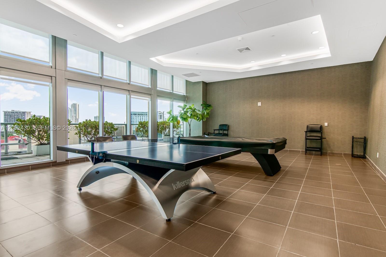 THE AXIS ON BRICKELL COND - Residential