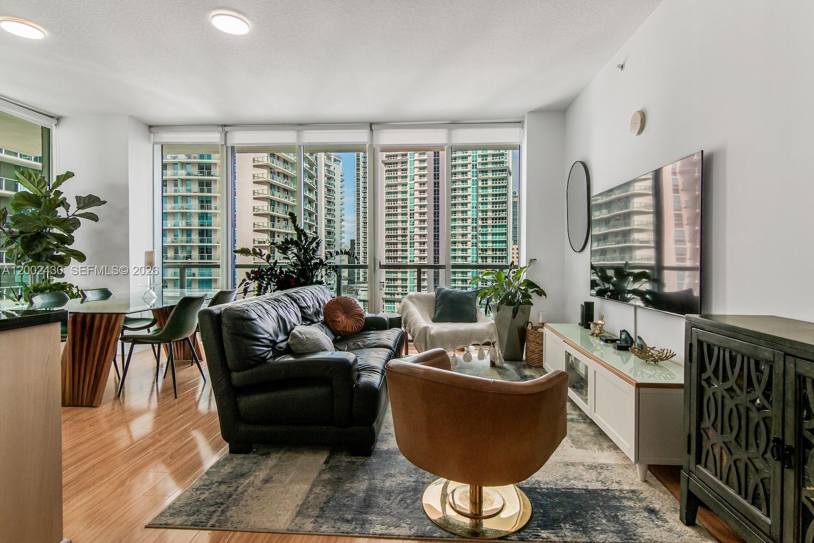 THE AXIS ON BRICKELL COND - Residential