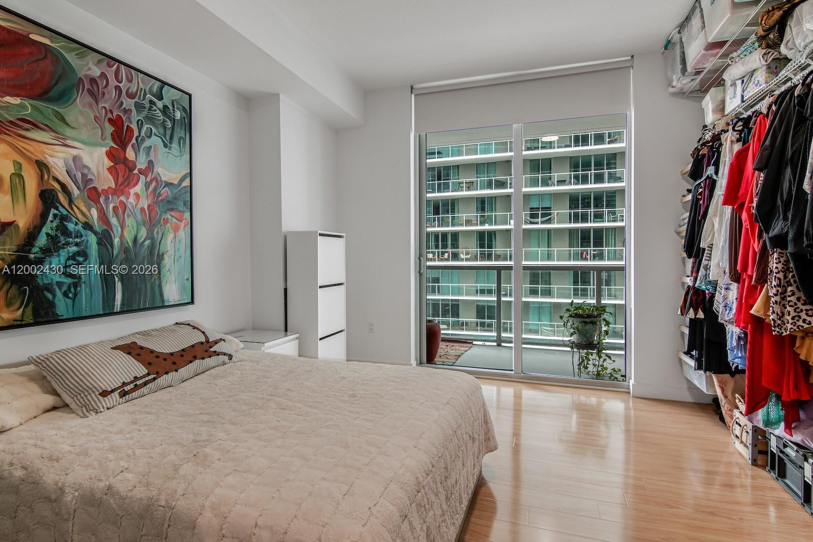 THE AXIS ON BRICKELL COND - Residential