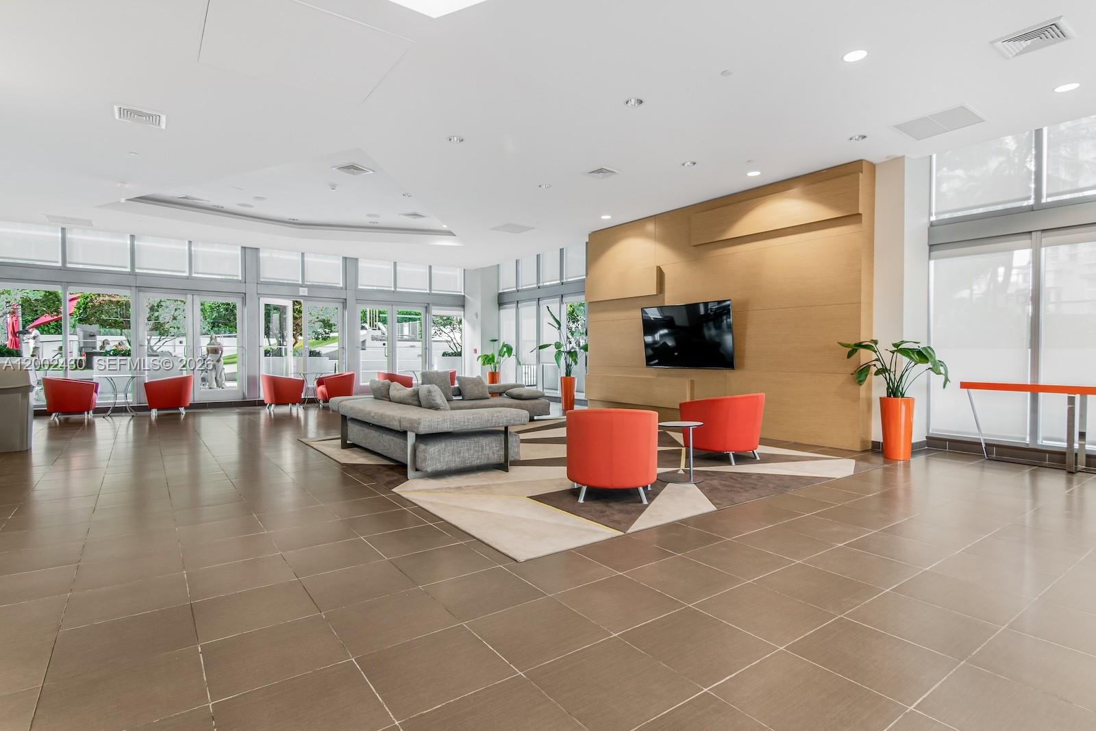 THE AXIS ON BRICKELL COND - Residential