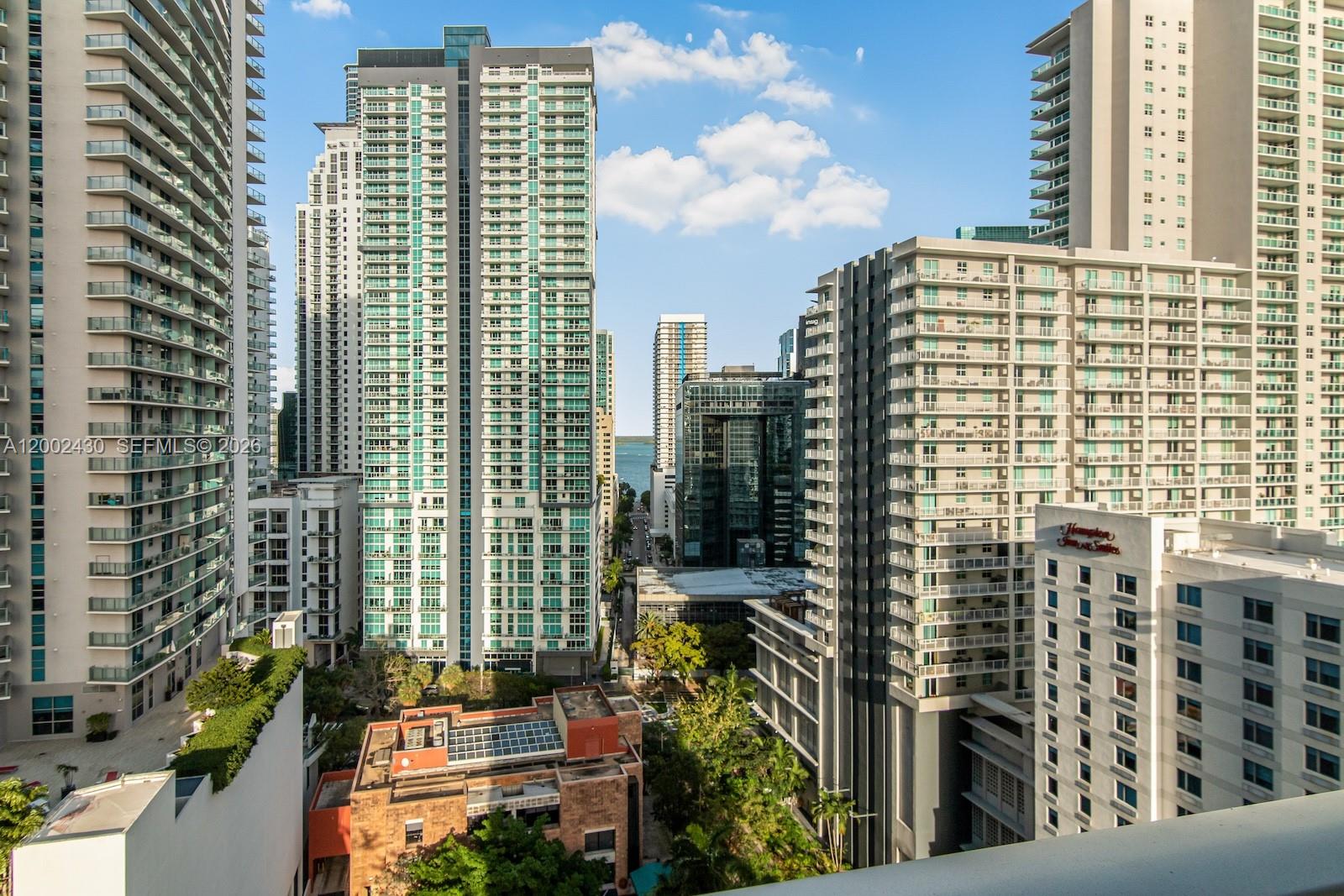 THE AXIS ON BRICKELL COND - Residential