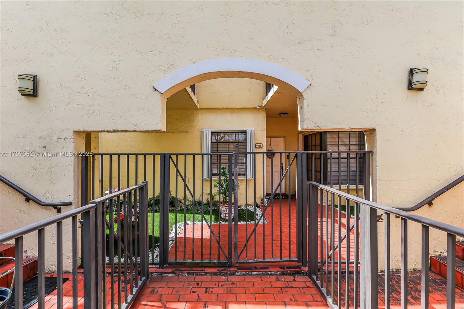 13044 SW 88th Ter N 105