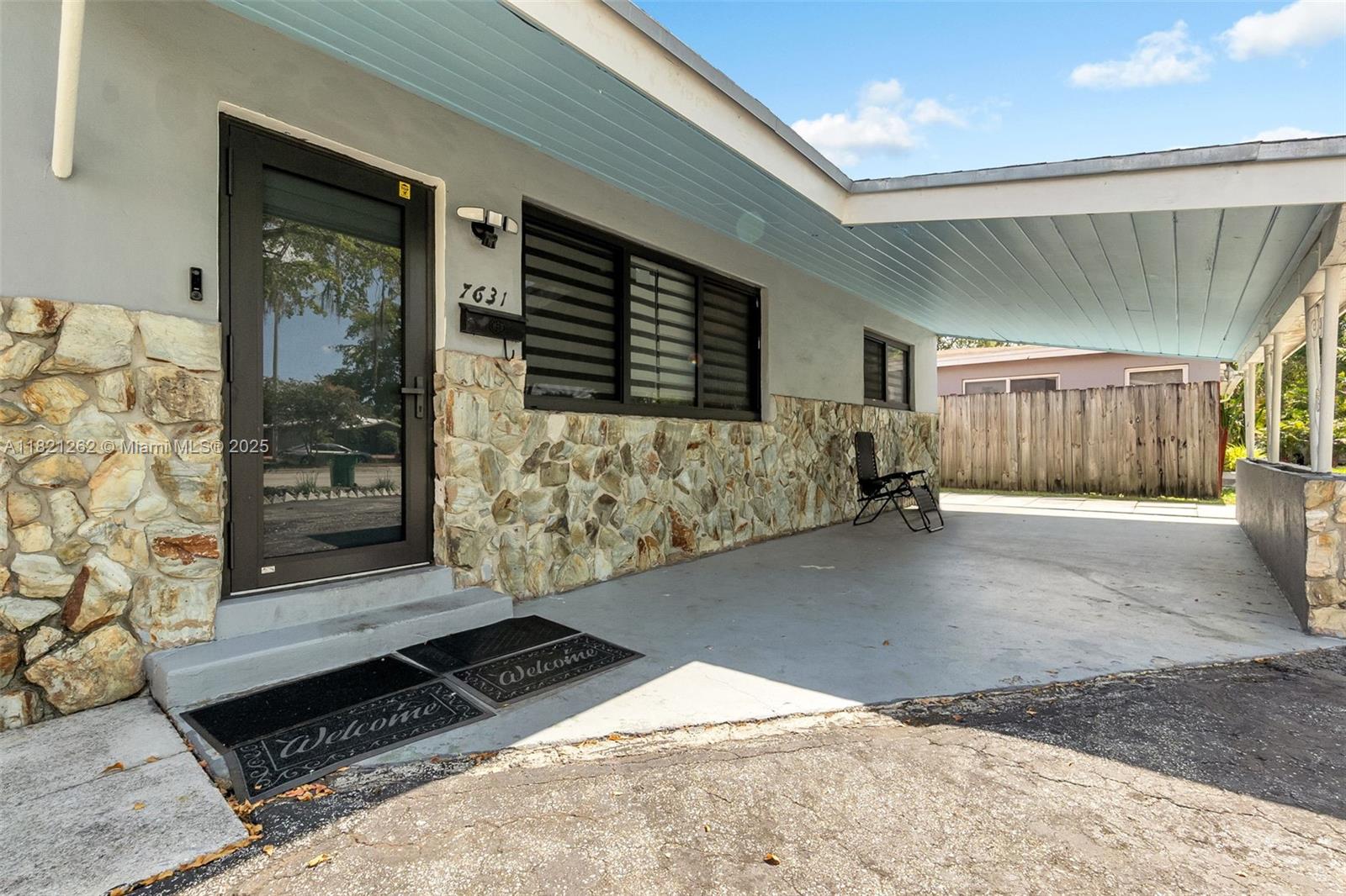 search properties 4 7631 Miramar Pkwy