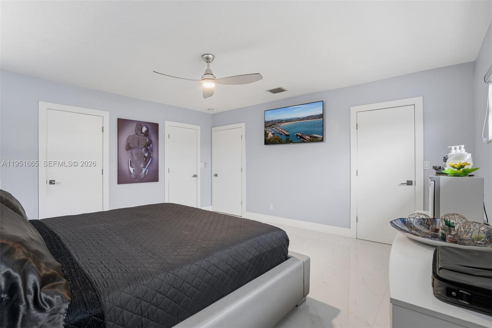 SUNSET ISLES SEC 1 - Residential