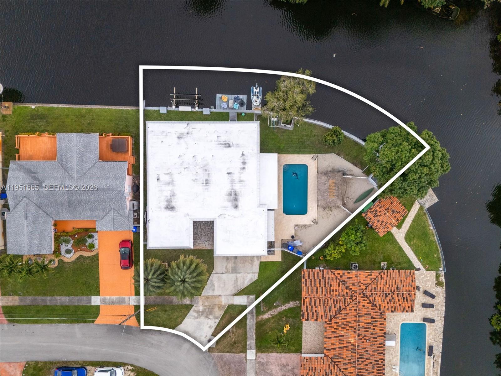 SUNSET ISLES SEC 1 - Residential