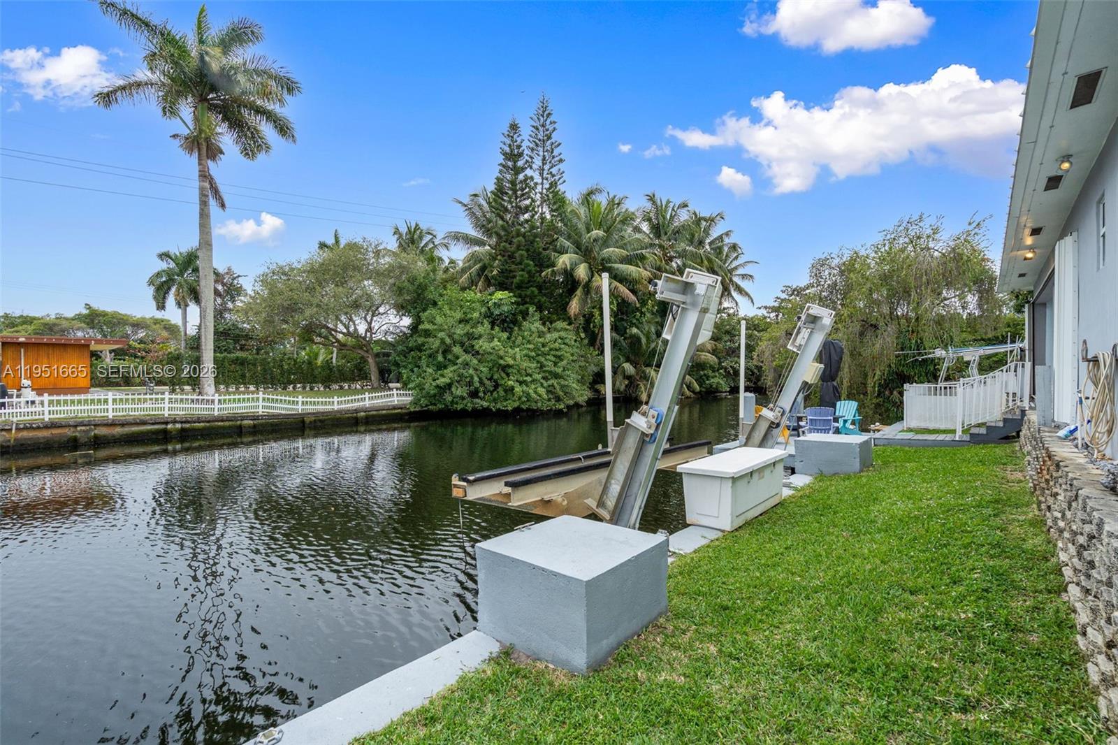 SUNSET ISLES SEC 1 - Residential