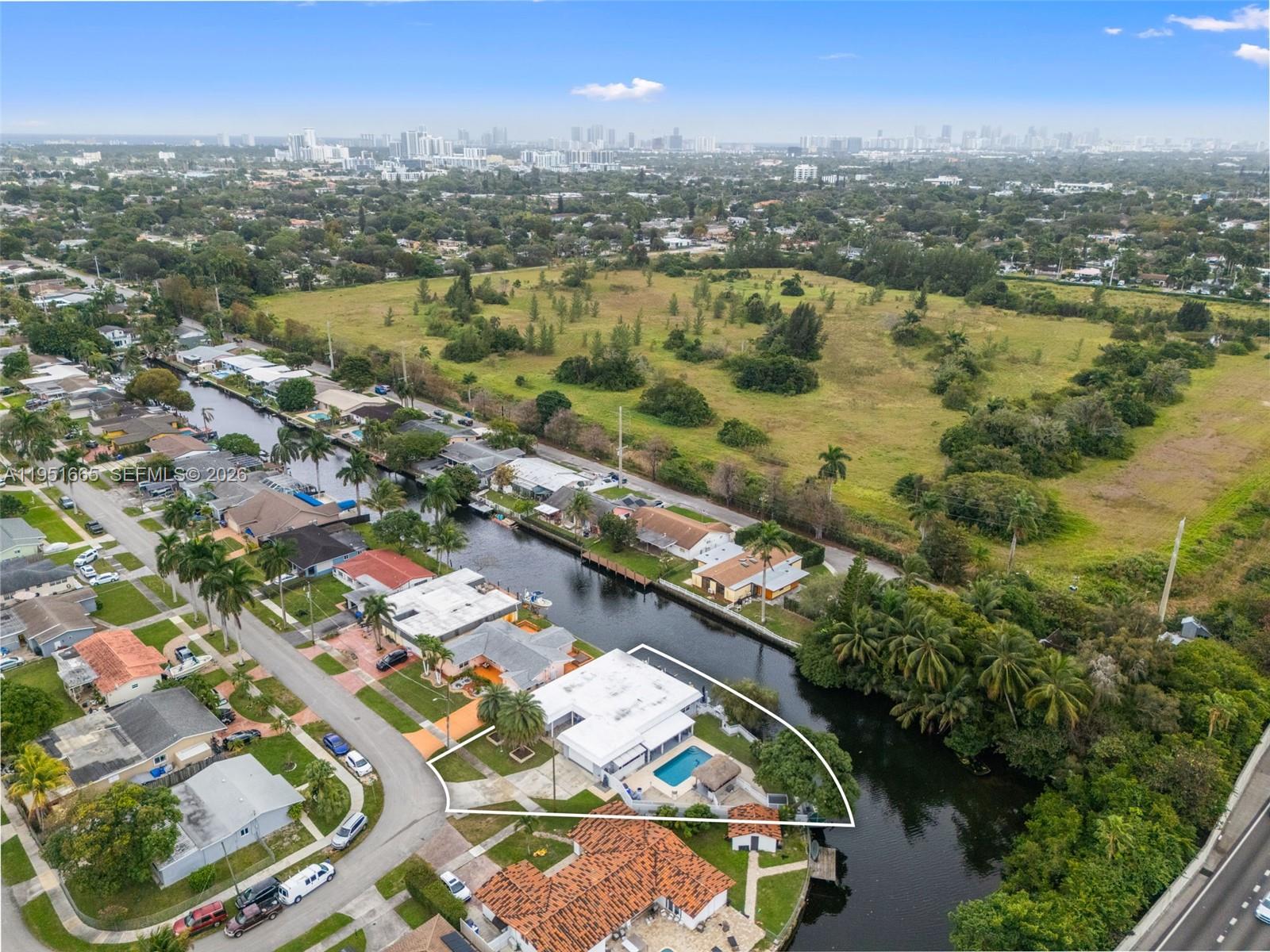 SUNSET ISLES SEC 1 - Residential