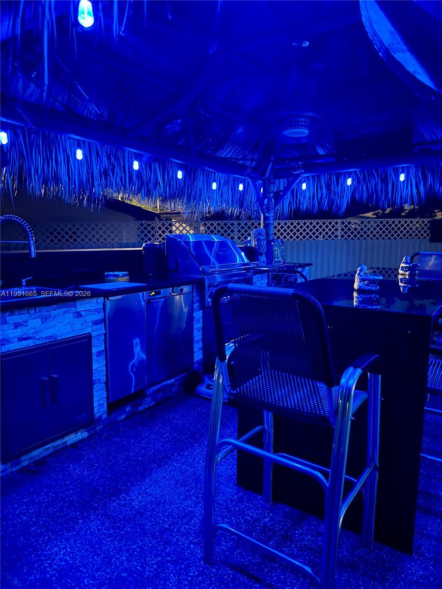 SUNSET ISLES SEC 1 - Residential