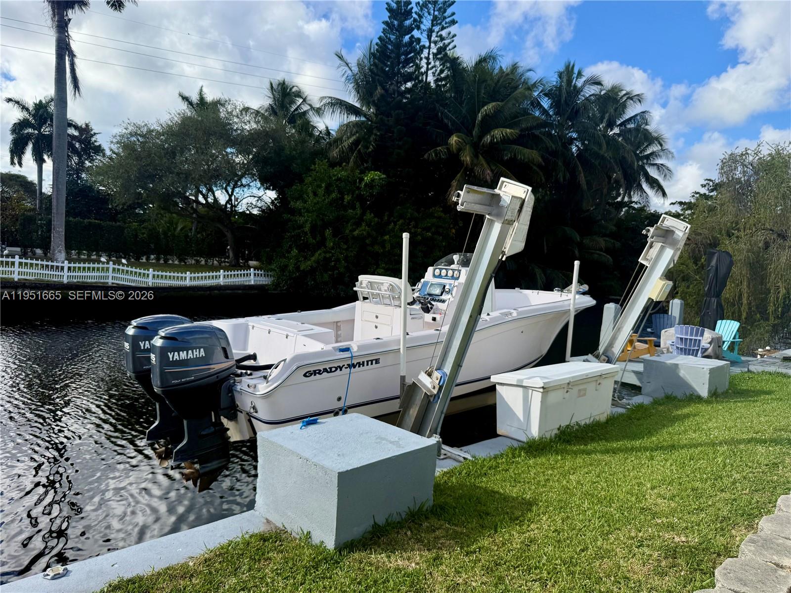 SUNSET ISLES SEC 1 - Residential