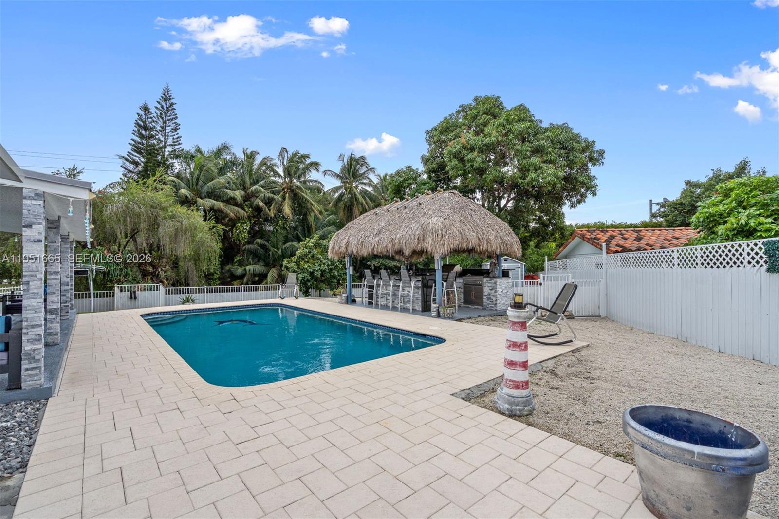 SUNSET ISLES SEC 1 - Residential