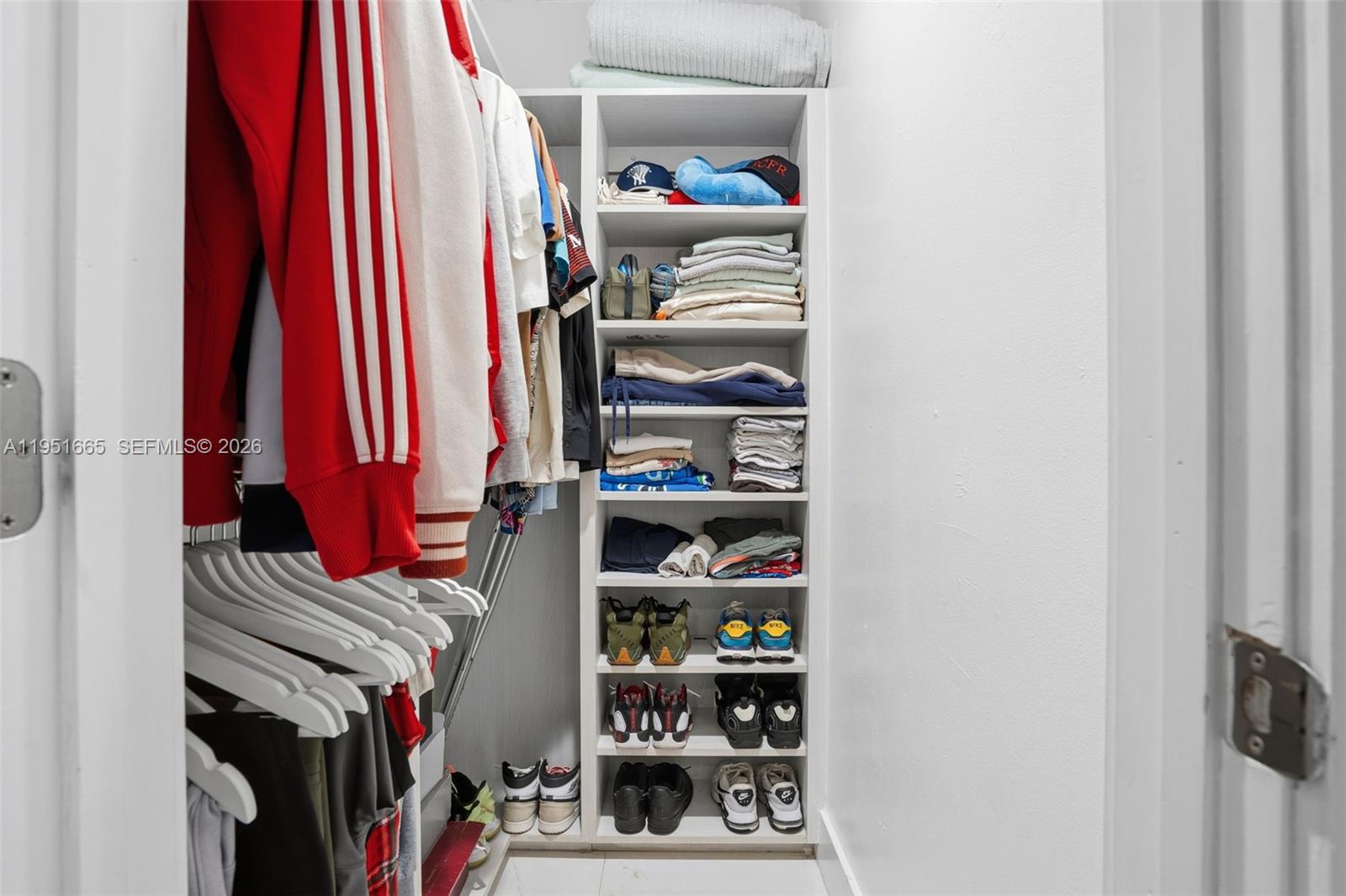 SUNSET ISLES SEC 1 - Residential