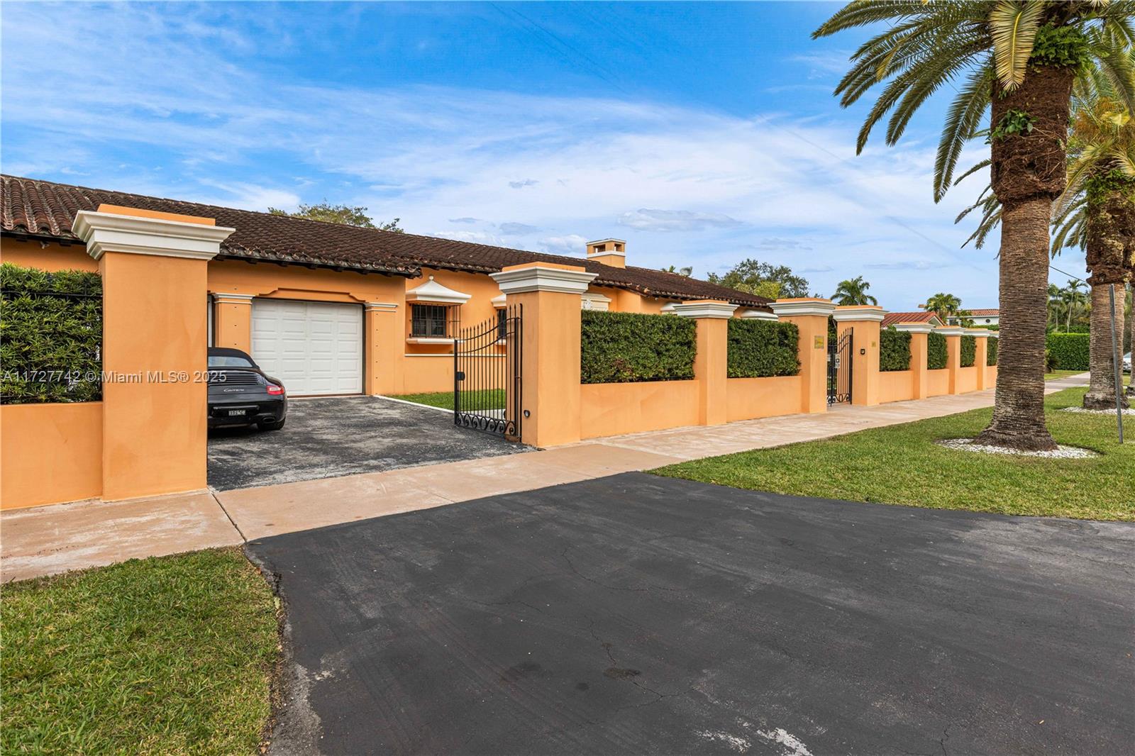 CORAL GABLES RIVIERA SEC - Residential