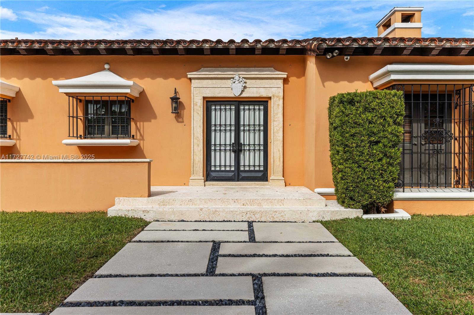 CORAL GABLES RIVIERA SEC - Residential