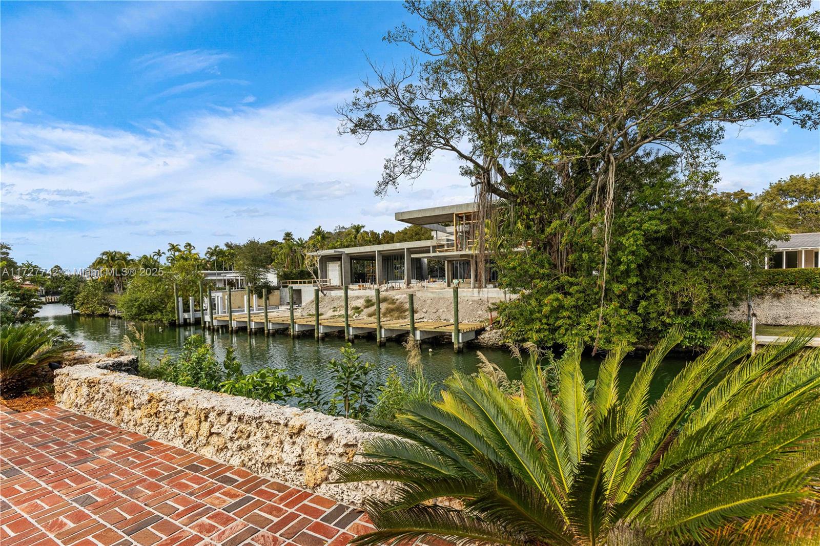 CORAL GABLES RIVIERA SEC - Residential