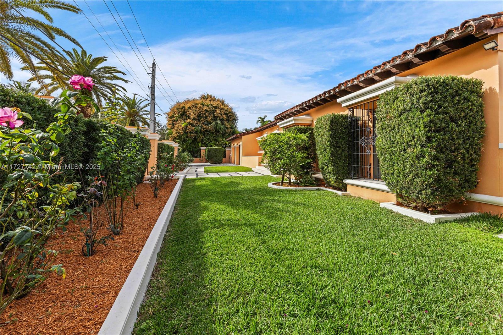 CORAL GABLES RIVIERA SEC - Residential