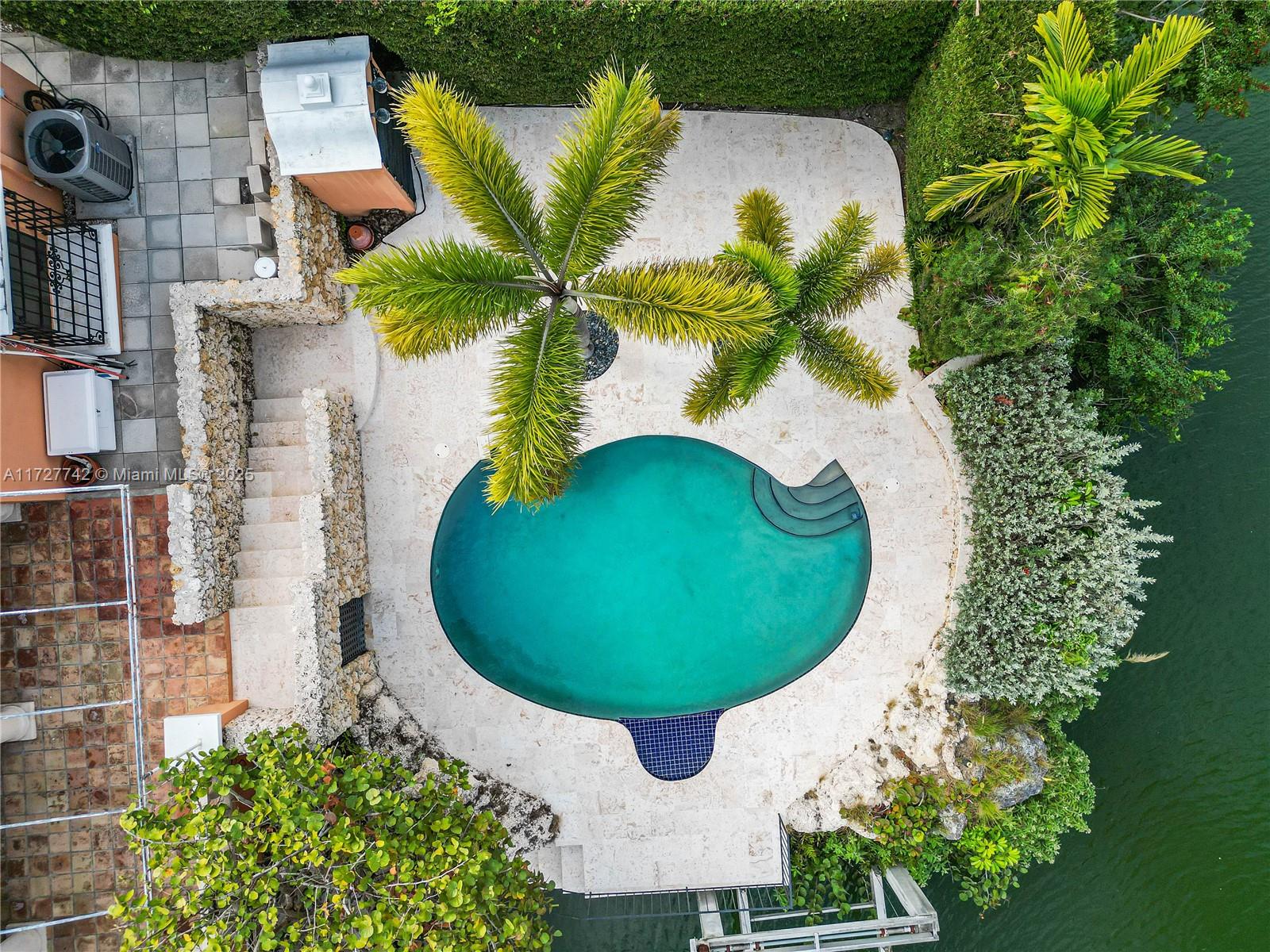 1181 S Alhambra Cir