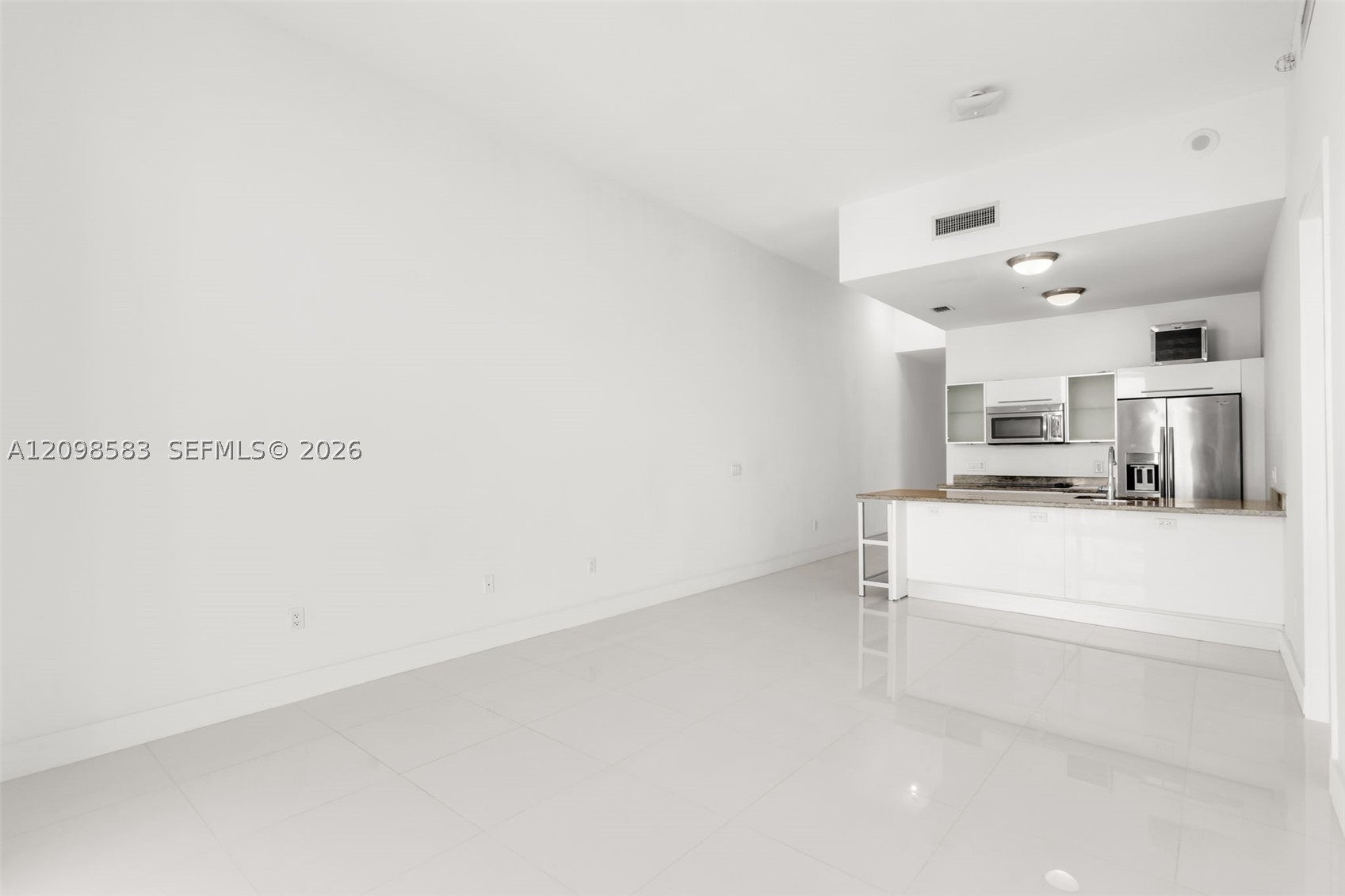 185 SW 7th St 4401