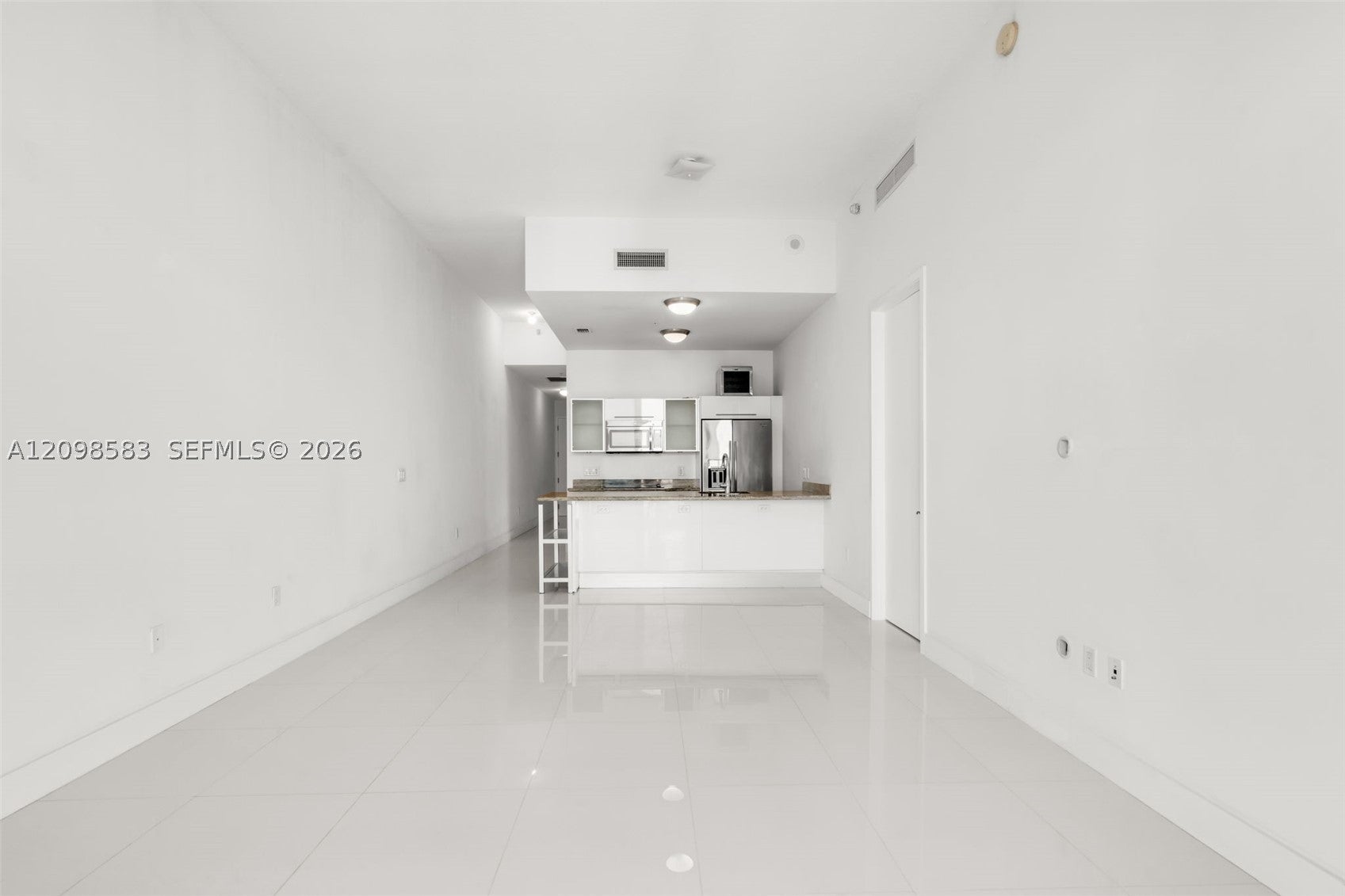 185 SW 7th St 4401