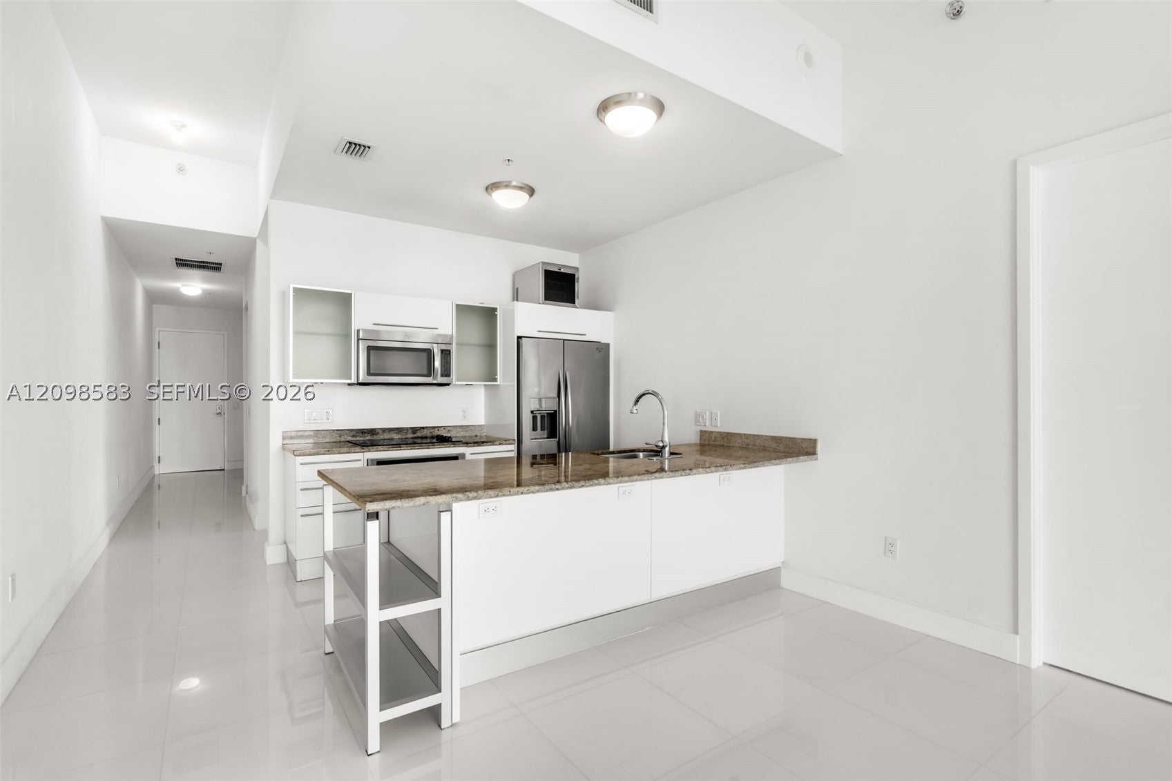 185 SW 7th St 4401