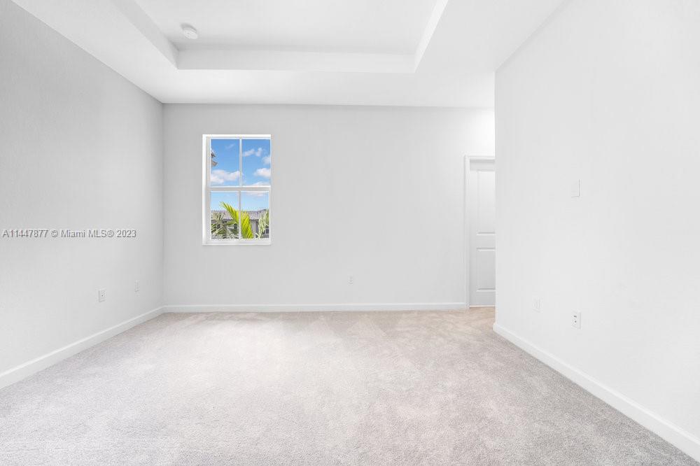 SUNSET TRAILS - Residential Lease