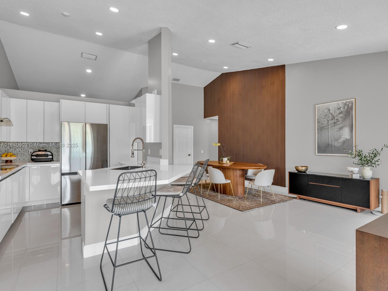 North Lakes - Residential