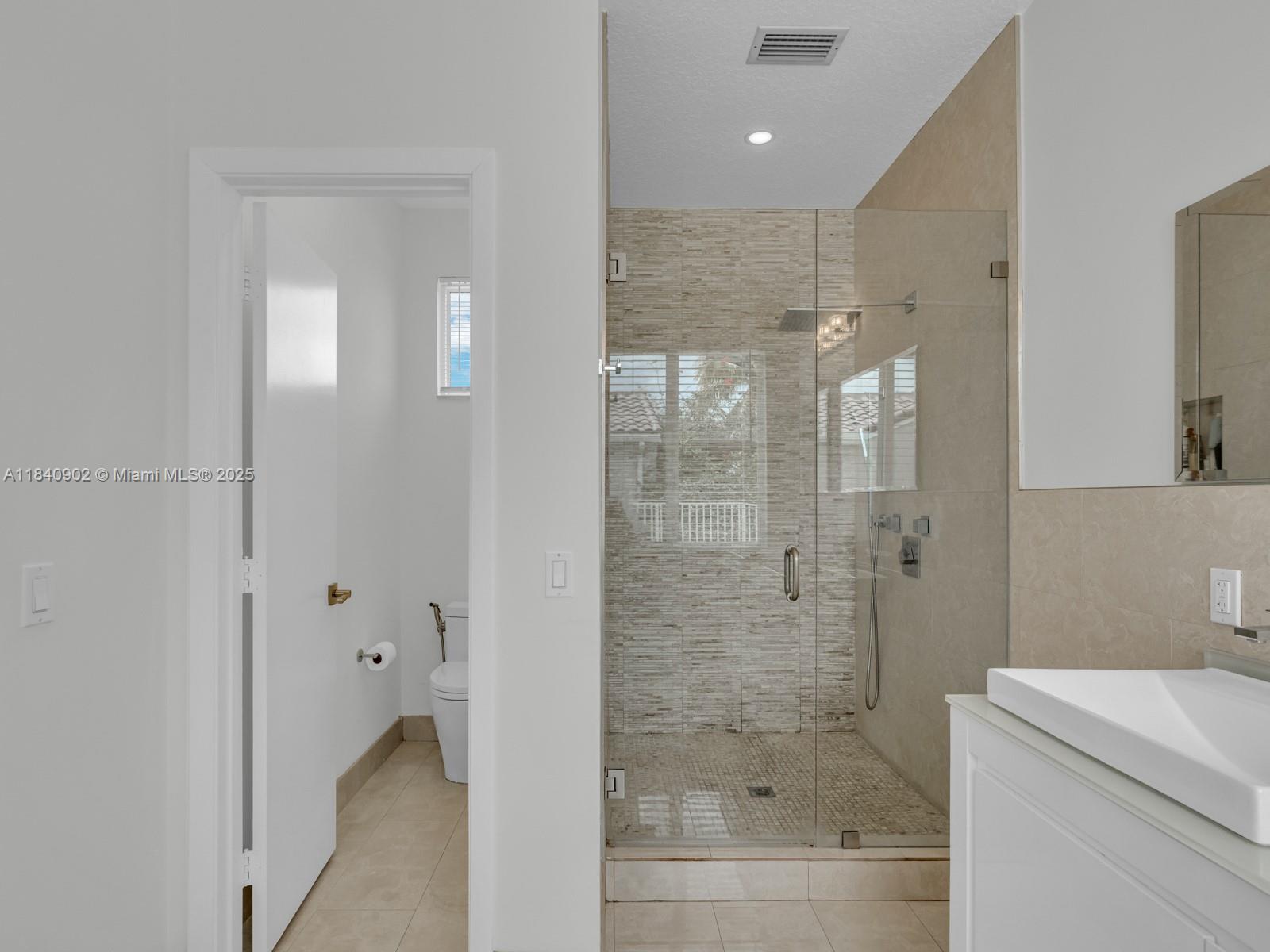 North Lakes - Residential