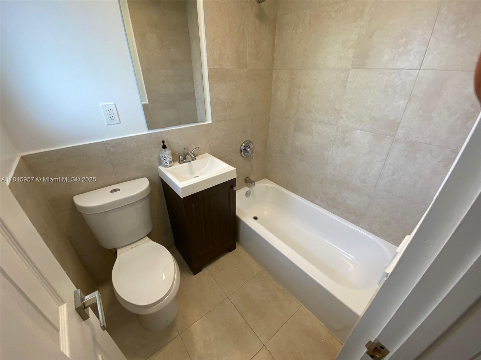 BISCAYNE BLVD PARK - Residential Lease