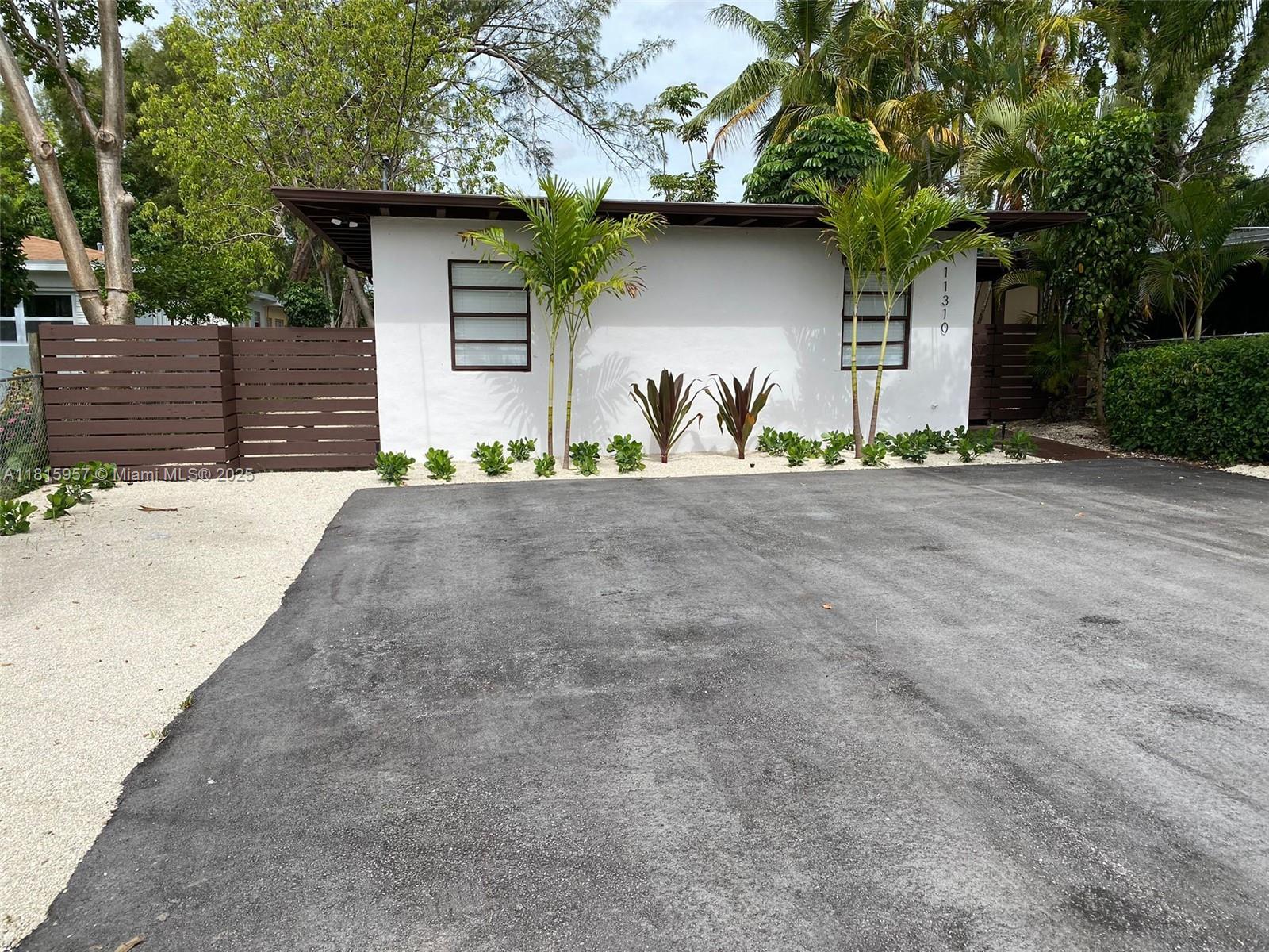 BISCAYNE BLVD PARK - Residential Lease