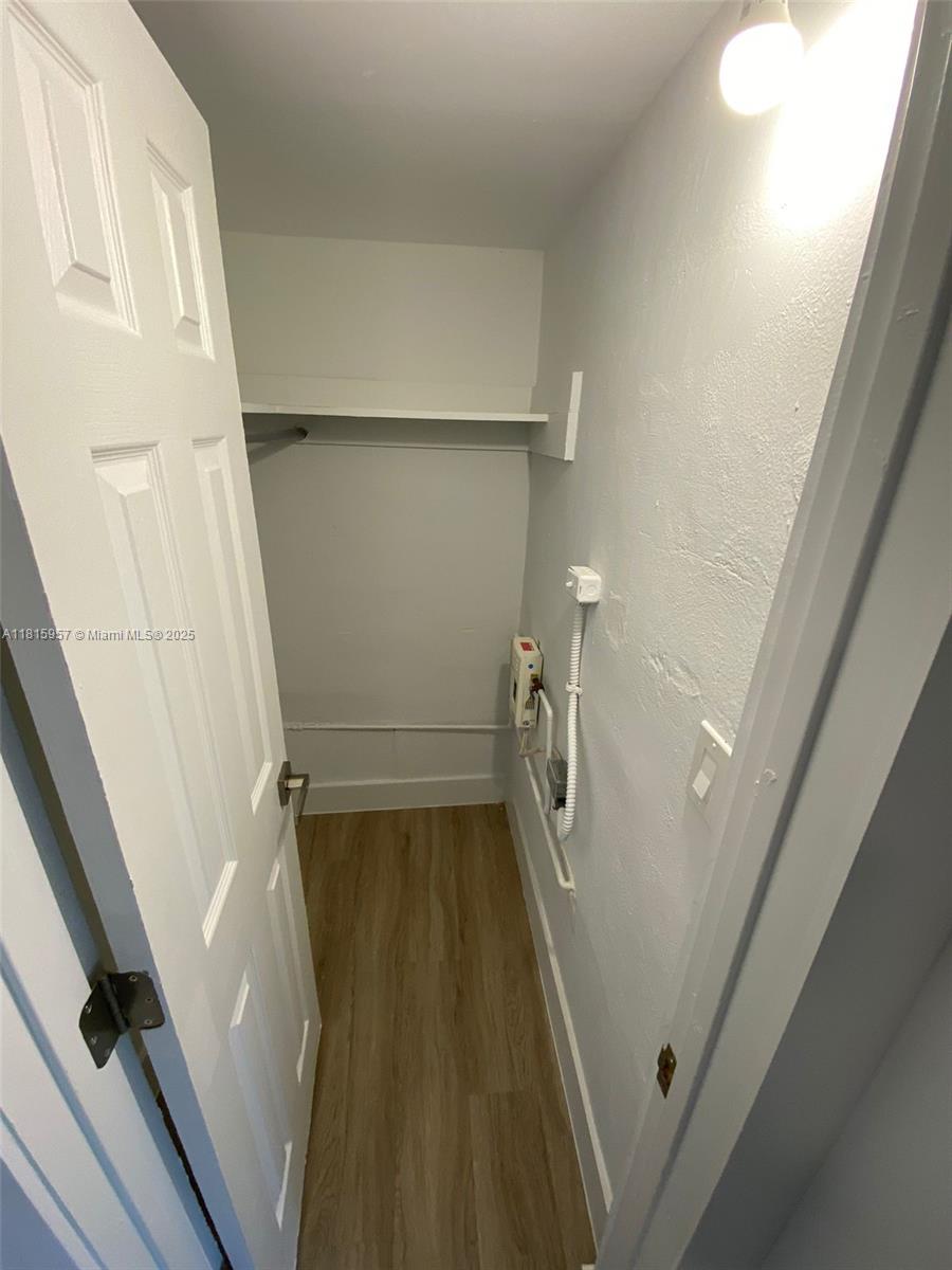 BISCAYNE BLVD PARK - Residential Lease