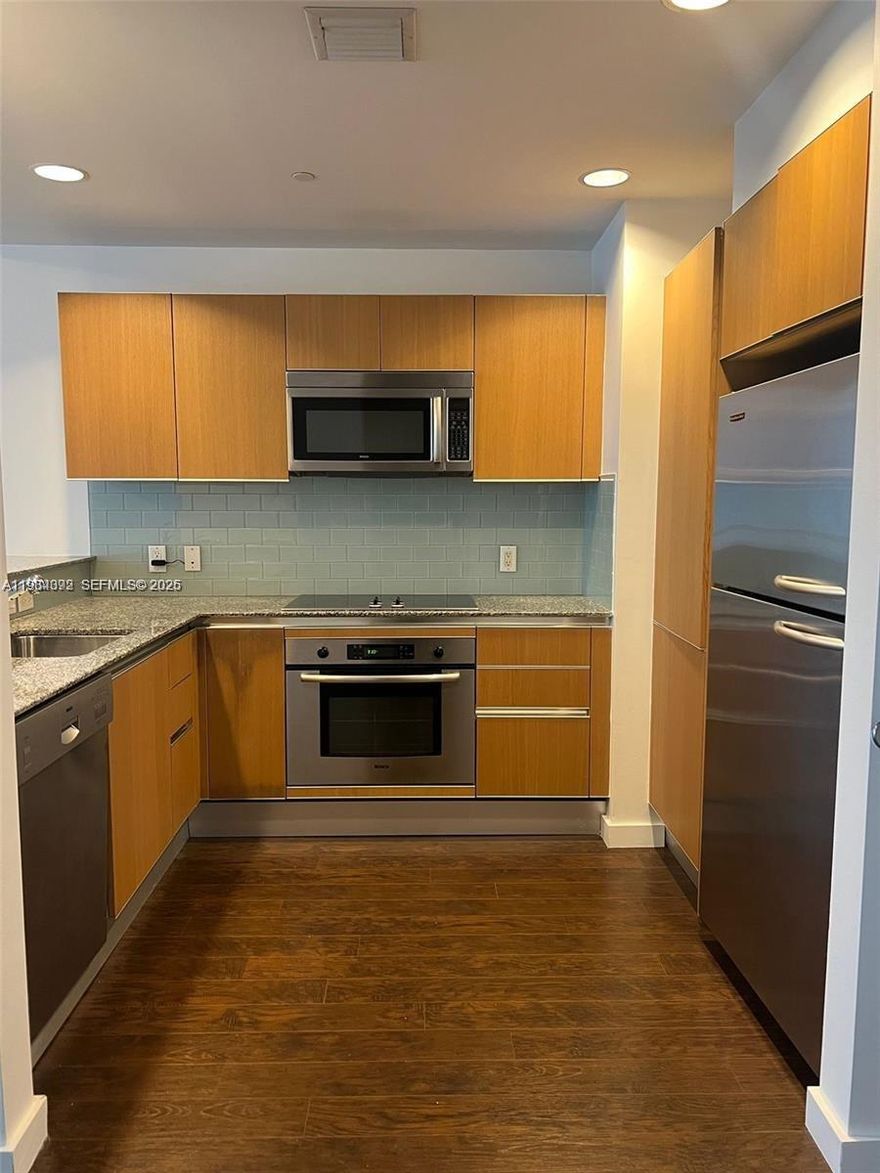 Beautiful Studio located in the heart of Brickell. Modern kitchen with stainless steel appliances, granite counter tops, floor to ceiling impact balcony doors, wood floors, washer & dryer inside the unit. A basic cable plan is included and water service included as well. Building's renovations are taking place, (swimming pool and sundeck should be available in September) Available now: Fitness center, yoga/aerobics room, spa treatment room, game room, billiards table, 24/7 concierge, valet & security. Walking distance from Mary Brickell Village, Brickell City Center, direct access to a French Bakery, near to the metro and more! 1st month & 2 security deposits are requested.