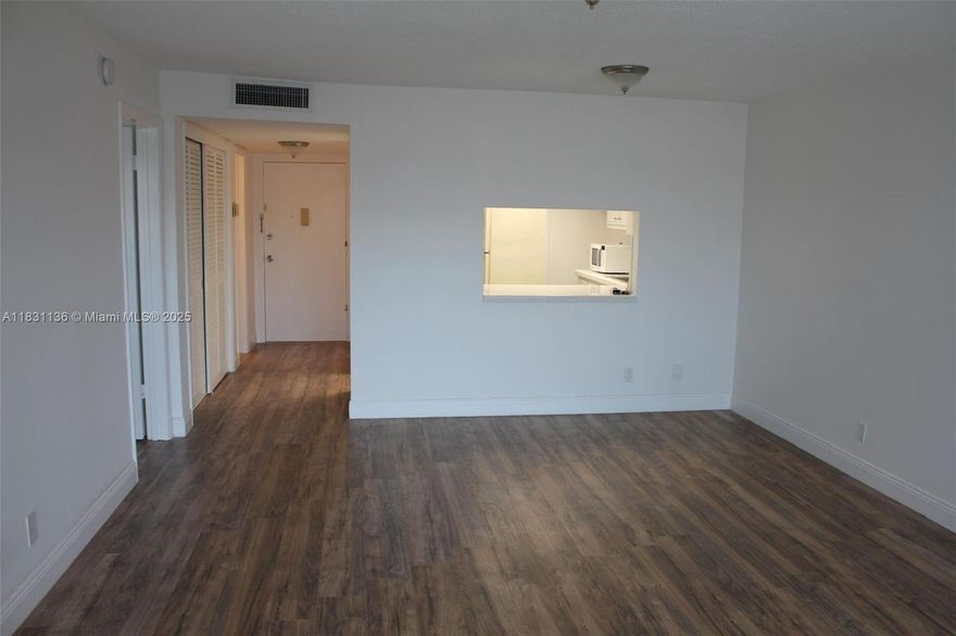 1 Bedroom & 1-1/2 bathrooms in Excellent location. Has 1 assigned parking space & guest parking, Very quiet building, Laundry facility on each floor. Building has new elevators, new roof, lobby was remolded as well as new landscaping. Tenants must be approved by association & have police & background report.