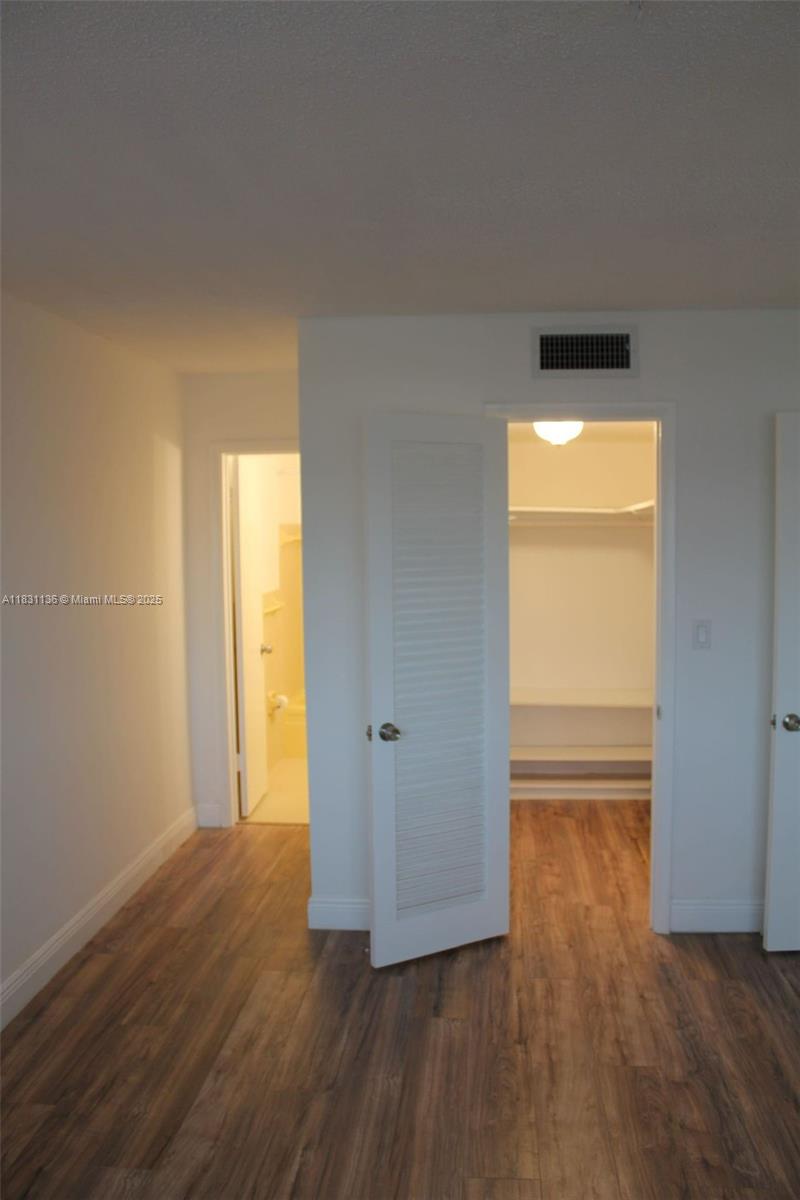 FOUNTAINVIEW CONDO NO 3 - Residential Lease